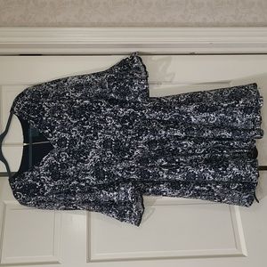Gabby Skye black and white size 14 lace dress with ruffle sleeves. Worn 1 time.